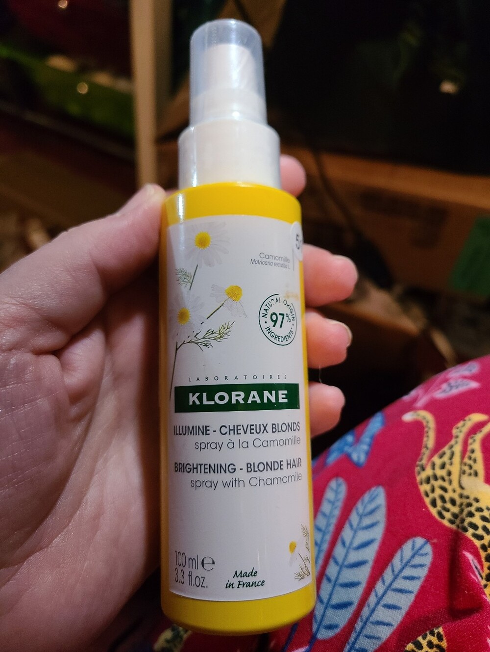 Klorane Brightening Blonde Hair Spray with Chamomile — Yellow
